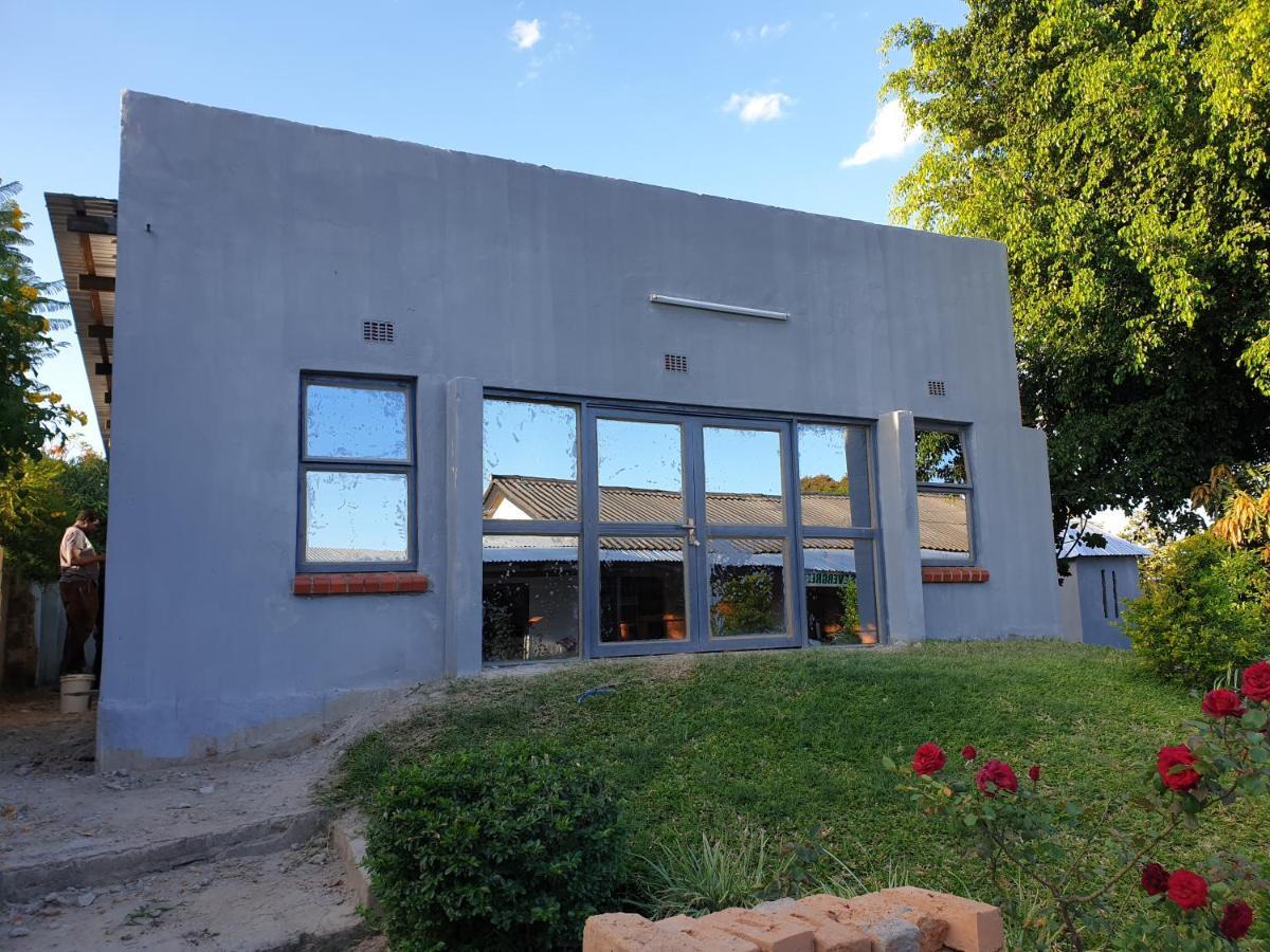 The Oasis Evergreen Lodge Choma Exterior photo